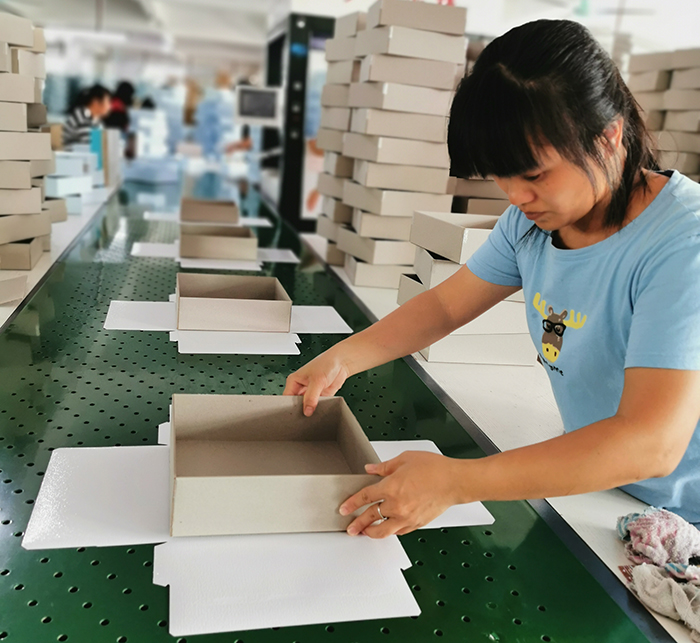 广州礼品包装盒生产厂家